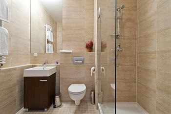 Triton Park Apartment *